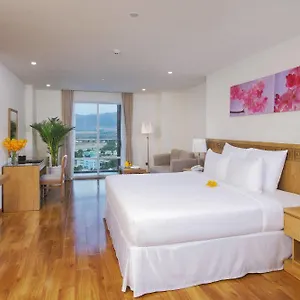 **** Hotel Rosaka Vietnam